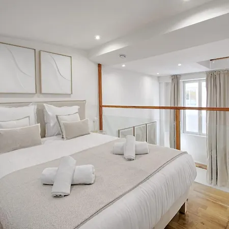 Rare Gem Maisonette 10 Min Champs Elysees Apartamento *