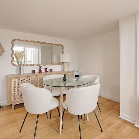 Apartman Rare Gem Maisonette 10 Min Champs Elysees