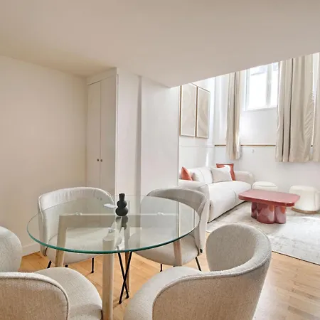 Rare Gem Maisonette 10 Min Champs Elysees * Párizs