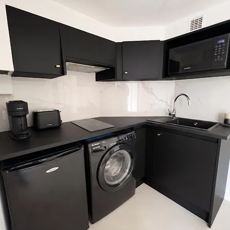 Rare Gem Maisonette 10 Min Champs Elysees *
